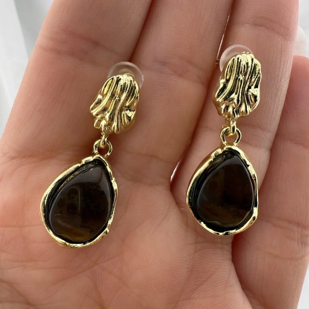Brown Teardrop Gem Earrings –Gold Textured Statement Dangles, Retro Chic Jewelry